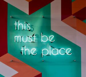 Diensten tim-mossholder-GOMhuCj-O9w-unsplash_11zon